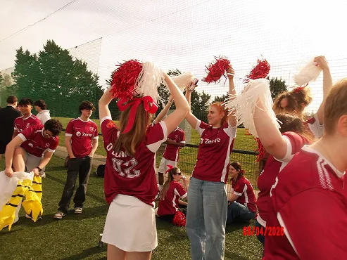 ISE cheerleaders